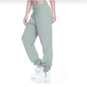 Gaiam Lola Harem full length Performance Yoga Pant